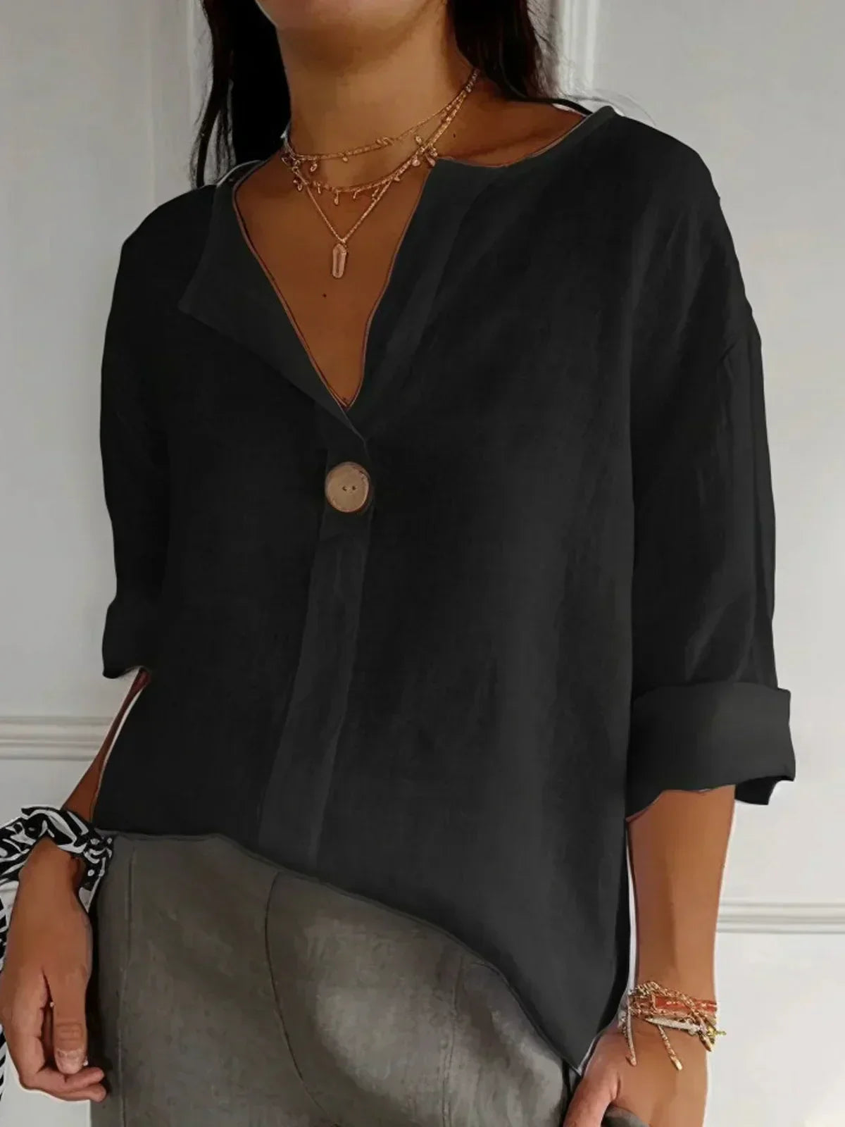 Susanne | Elegante Leinenbluse mit V-Ausschnitt