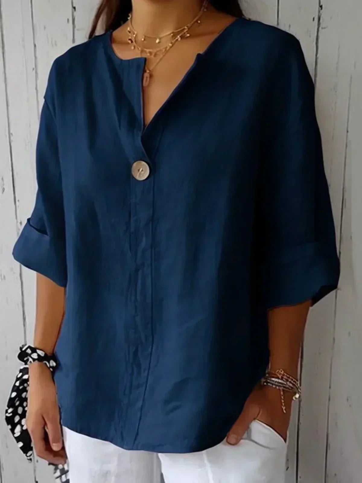 Susanne | Elegante Leinenbluse mit V-Ausschnitt